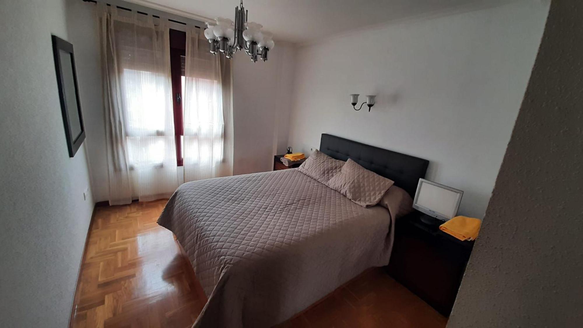 Sar Inn - Garaje Incluido Avilés Dış mekan fotoğraf
